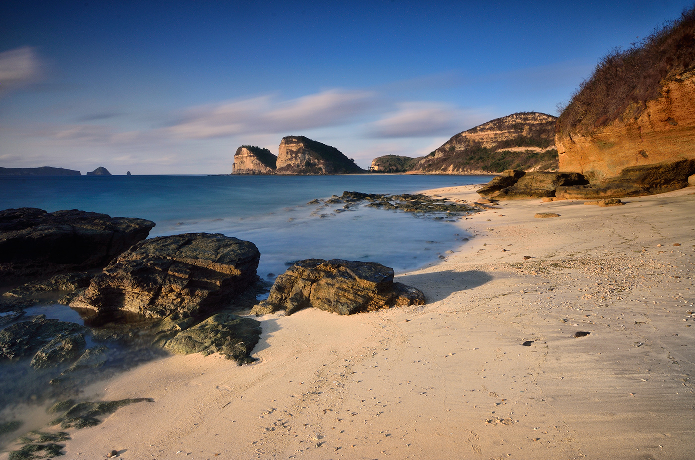 Ebuay_Bay_Headland_Beach